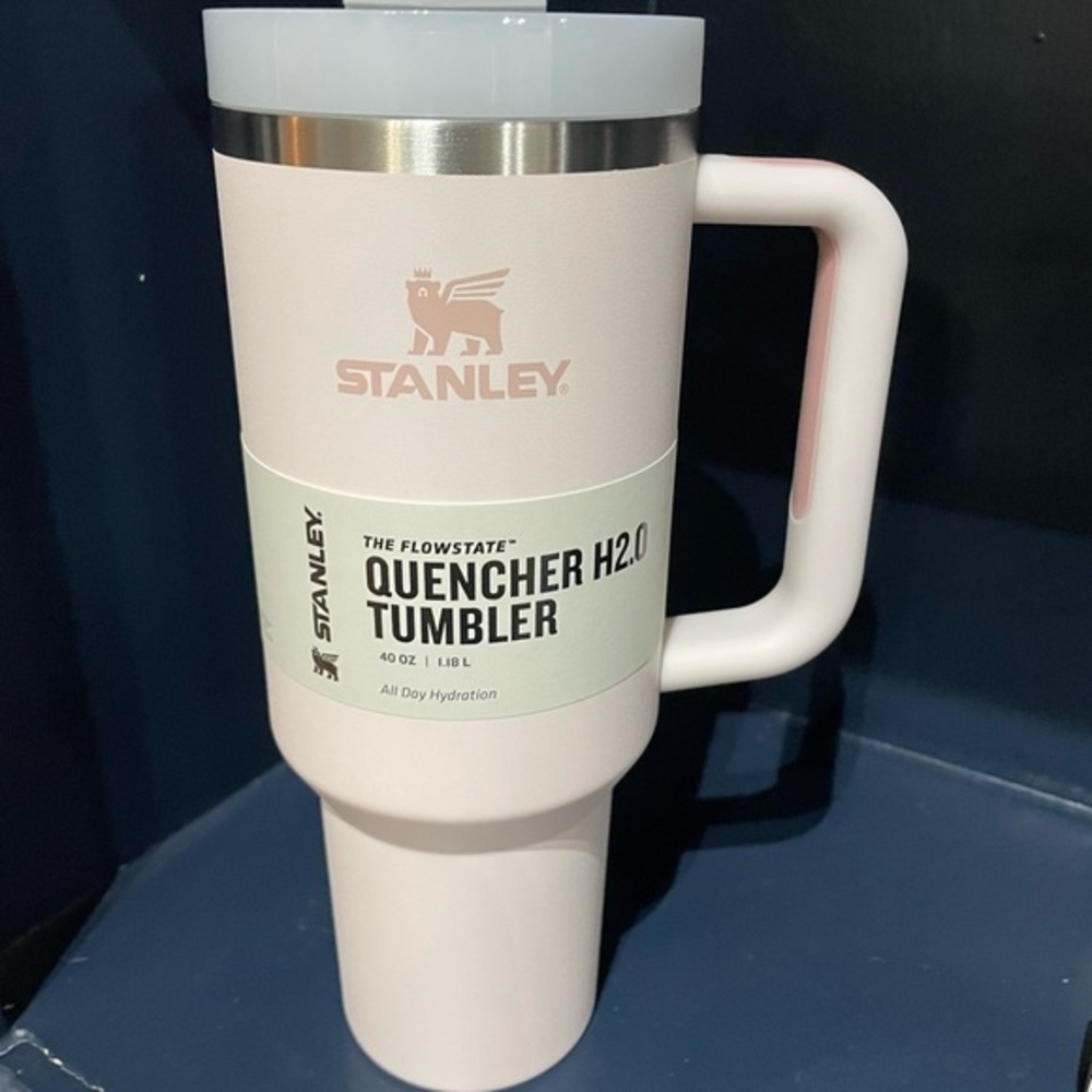 - Stanley Adventure Quencher Rose Quartz 40oz h2.0